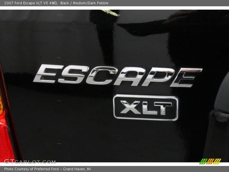 Black / Medium/Dark Pebble 2007 Ford Escape XLT V6 4WD
