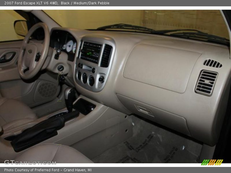 Black / Medium/Dark Pebble 2007 Ford Escape XLT V6 4WD