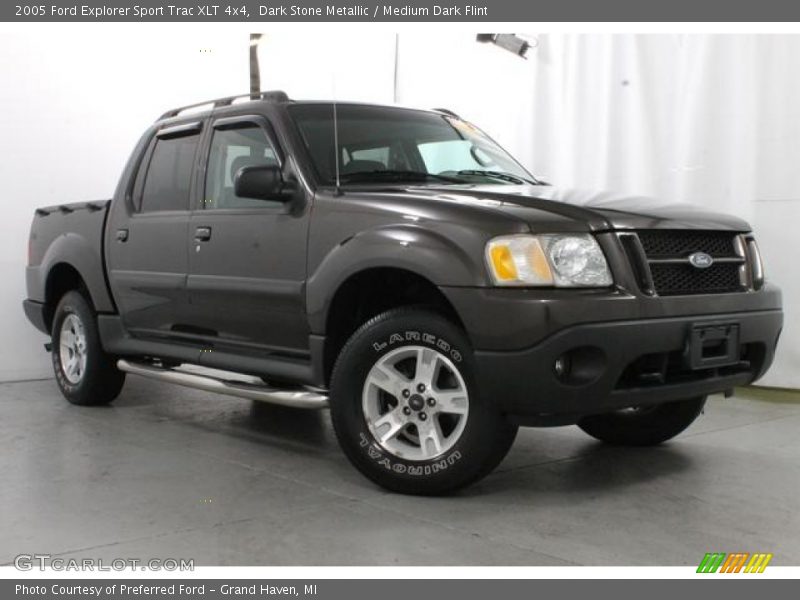 Dark Stone Metallic / Medium Dark Flint 2005 Ford Explorer Sport Trac XLT 4x4