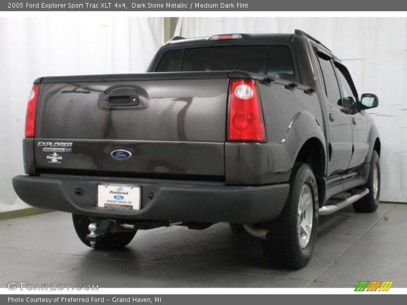 Dark Stone Metallic / Medium Dark Flint 2005 Ford Explorer Sport Trac XLT 4x4