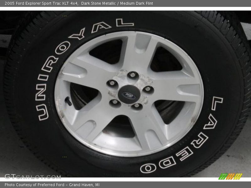 Dark Stone Metallic / Medium Dark Flint 2005 Ford Explorer Sport Trac XLT 4x4