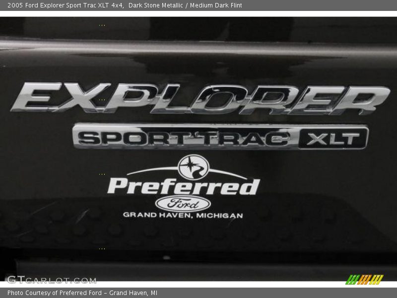 Dark Stone Metallic / Medium Dark Flint 2005 Ford Explorer Sport Trac XLT 4x4
