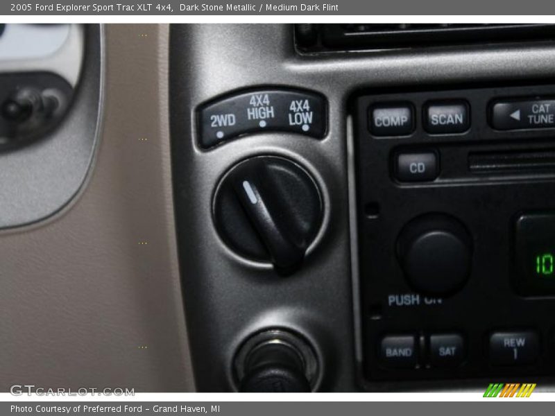 Dark Stone Metallic / Medium Dark Flint 2005 Ford Explorer Sport Trac XLT 4x4