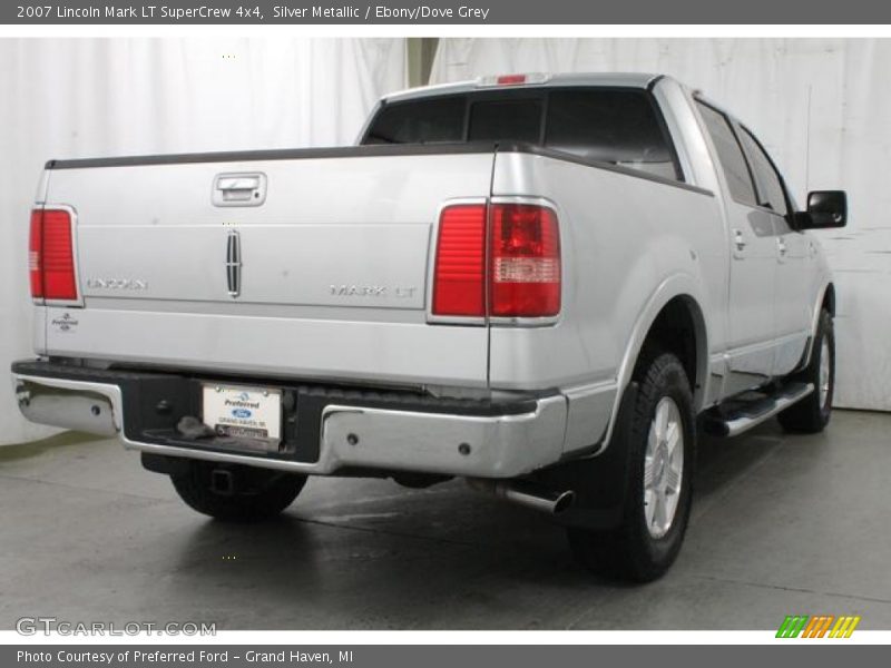 Silver Metallic / Ebony/Dove Grey 2007 Lincoln Mark LT SuperCrew 4x4