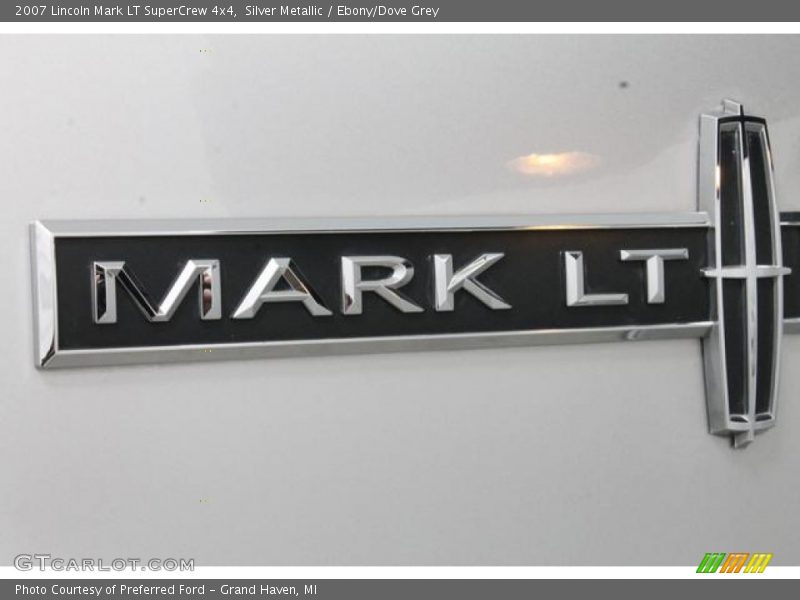 Silver Metallic / Ebony/Dove Grey 2007 Lincoln Mark LT SuperCrew 4x4
