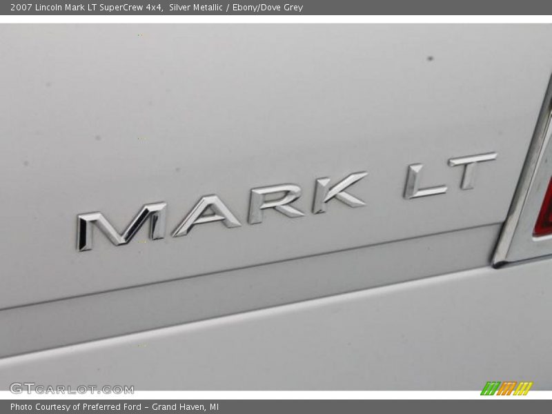 Silver Metallic / Ebony/Dove Grey 2007 Lincoln Mark LT SuperCrew 4x4