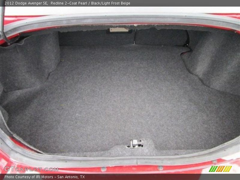 Redline 2-Coat Pearl / Black/Light Frost Beige 2012 Dodge Avenger SE