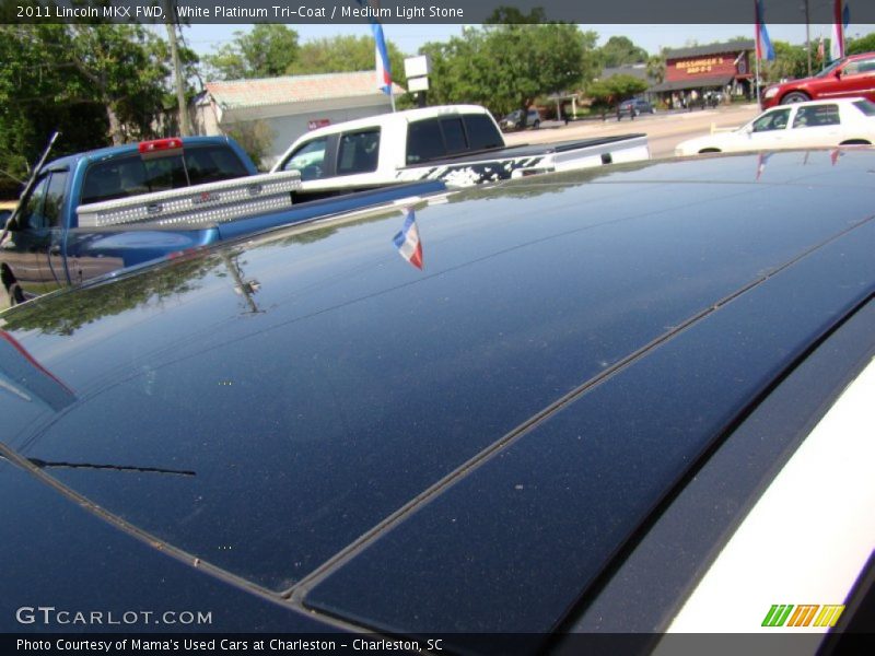 White Platinum Tri-Coat / Medium Light Stone 2011 Lincoln MKX FWD