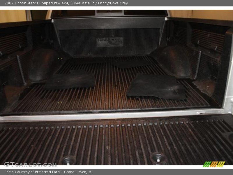 Silver Metallic / Ebony/Dove Grey 2007 Lincoln Mark LT SuperCrew 4x4