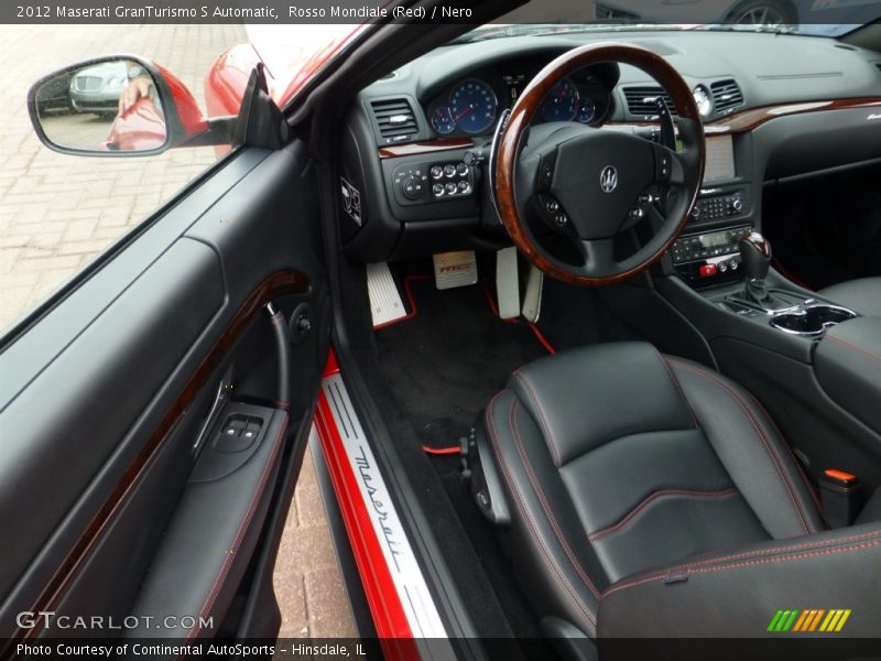  2012 GranTurismo S Automatic Nero Interior