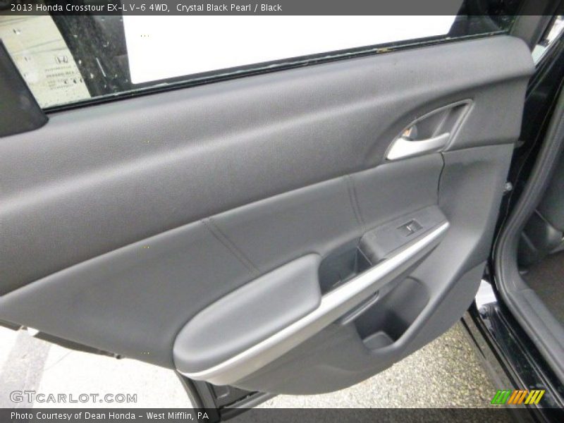 Door Panel of 2013 Crosstour EX-L V-6 4WD