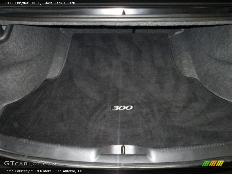 Gloss Black / Black 2013 Chrysler 300 C