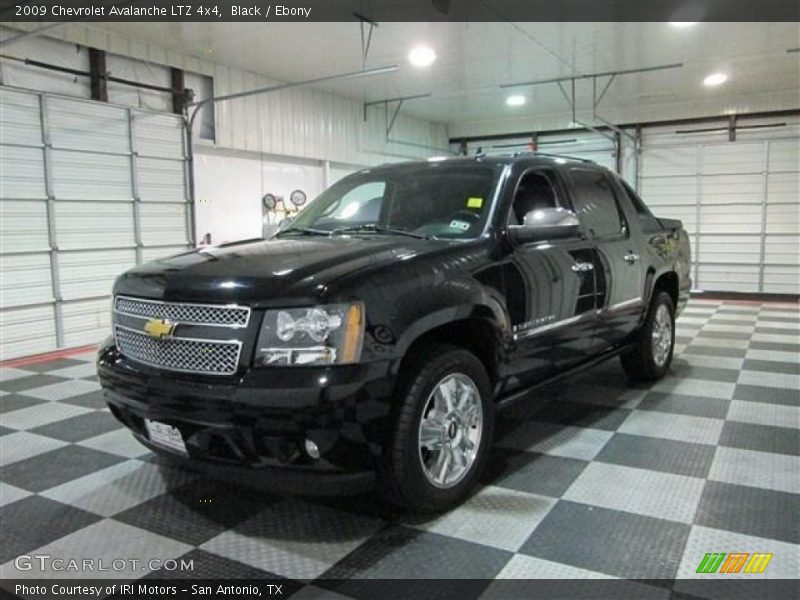 Black / Ebony 2009 Chevrolet Avalanche LTZ 4x4