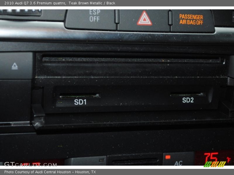 Teak Brown Metallic / Black 2010 Audi Q7 3.6 Premium quattro