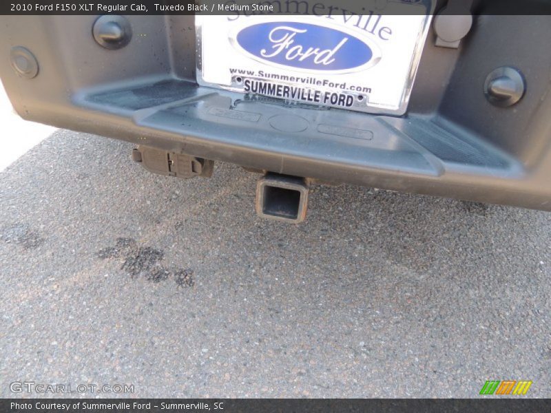 Tuxedo Black / Medium Stone 2010 Ford F150 XLT Regular Cab