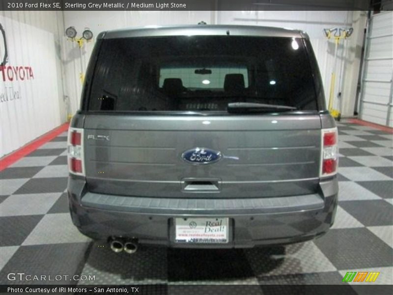 Sterling Grey Metallic / Medium Light Stone 2010 Ford Flex SE