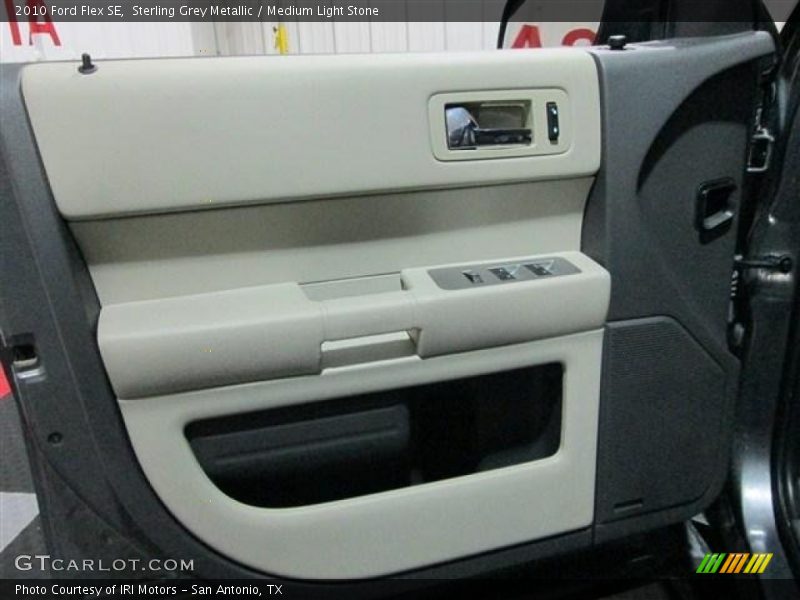 Sterling Grey Metallic / Medium Light Stone 2010 Ford Flex SE