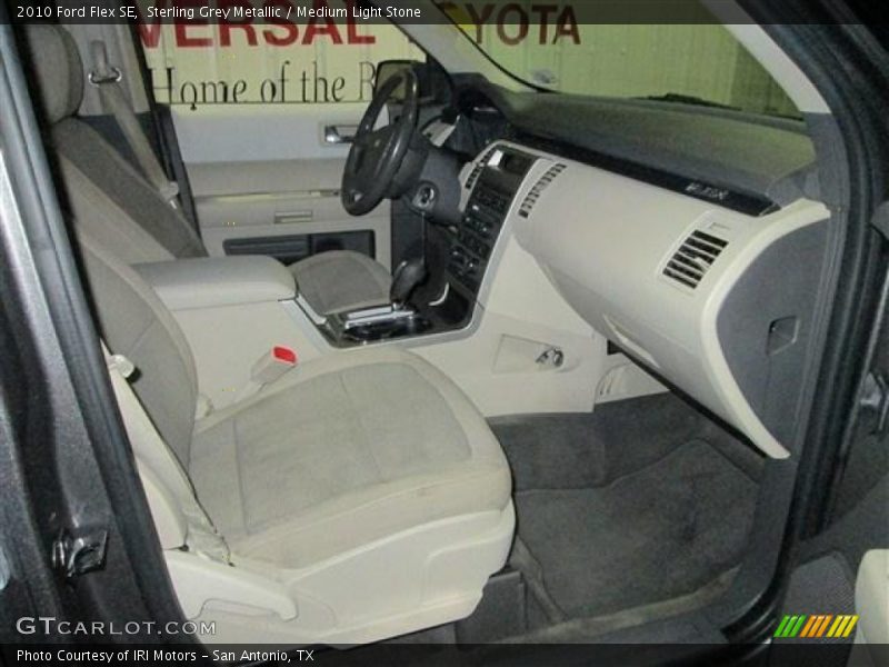 Sterling Grey Metallic / Medium Light Stone 2010 Ford Flex SE