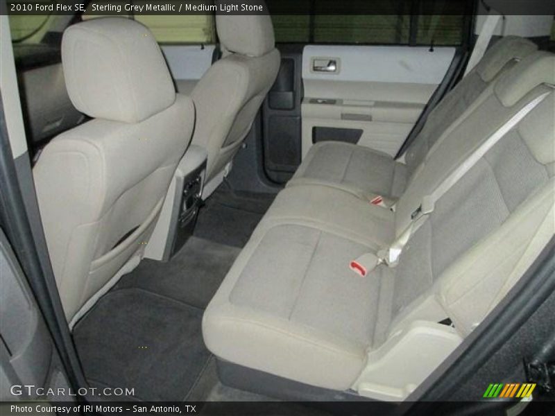 Sterling Grey Metallic / Medium Light Stone 2010 Ford Flex SE