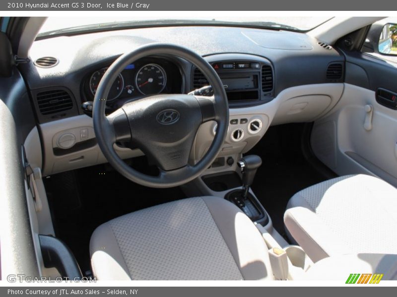  2010 Accent GS 3 Door Gray Interior