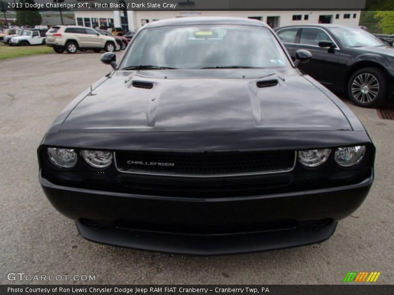 Pitch Black / Dark Slate Gray 2013 Dodge Challenger SXT