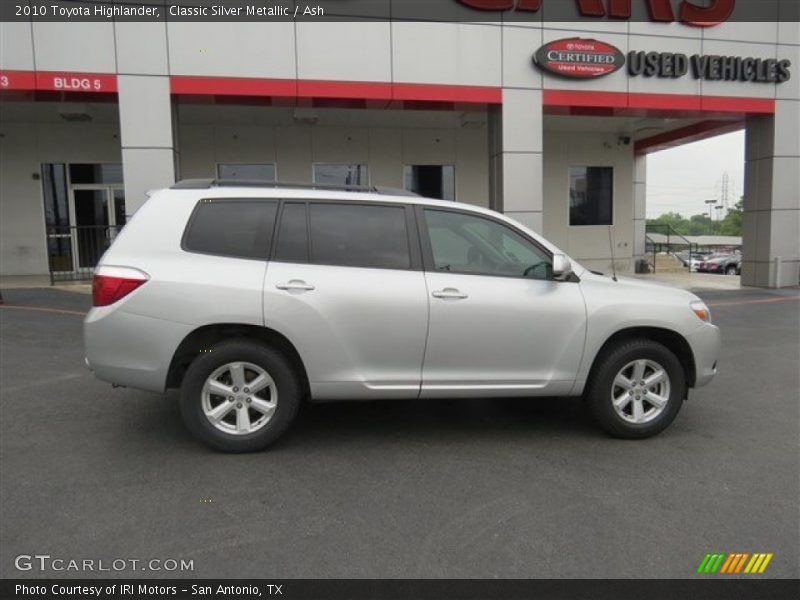 Classic Silver Metallic / Ash 2010 Toyota Highlander