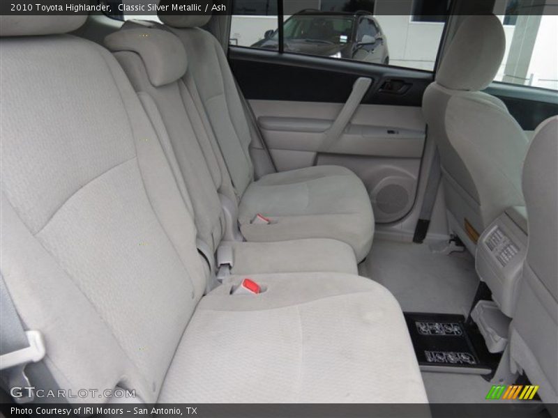 Classic Silver Metallic / Ash 2010 Toyota Highlander