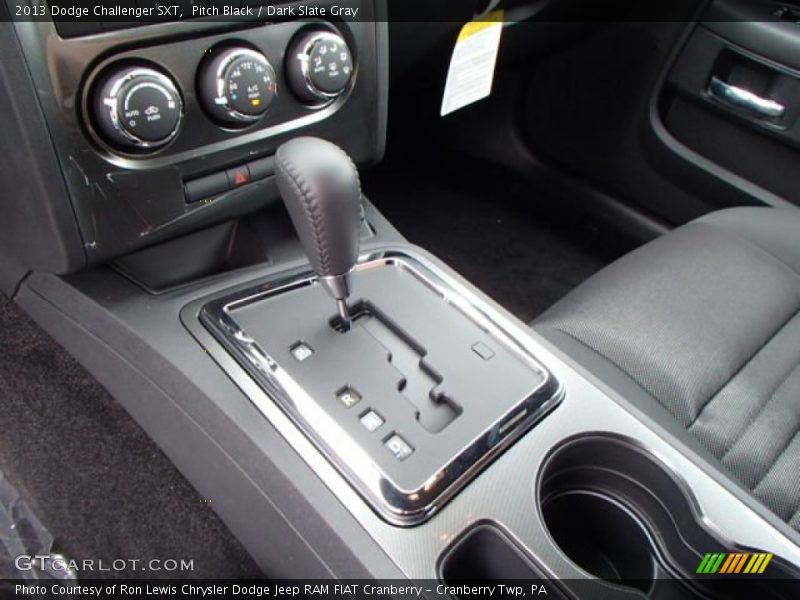 Pitch Black / Dark Slate Gray 2013 Dodge Challenger SXT