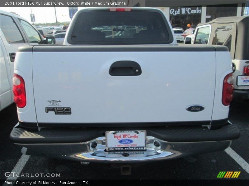 Oxford White / Medium Graphite 2001 Ford F150 XLT SuperCrew