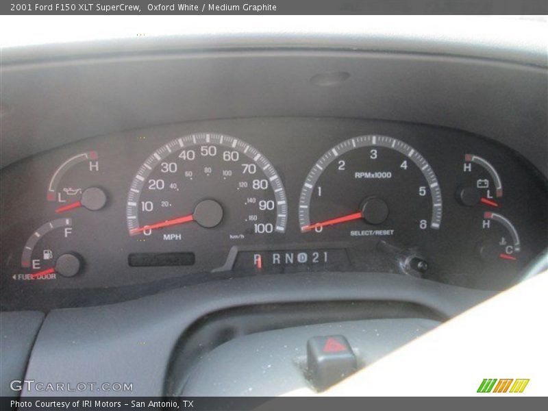 Oxford White / Medium Graphite 2001 Ford F150 XLT SuperCrew