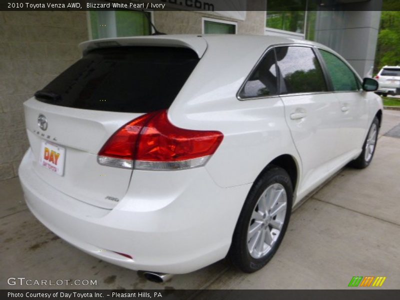 Blizzard White Pearl / Ivory 2010 Toyota Venza AWD