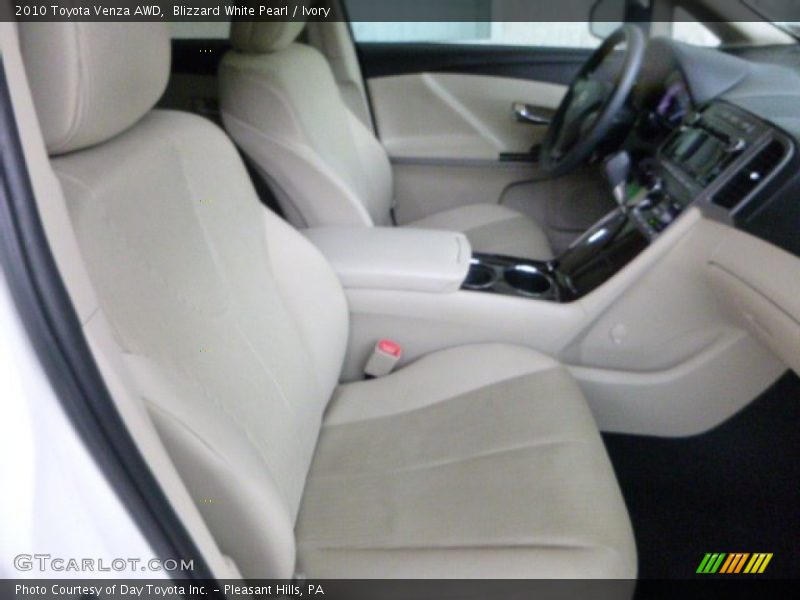 Blizzard White Pearl / Ivory 2010 Toyota Venza AWD