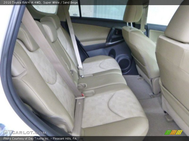 Super White / Sand Beige 2010 Toyota RAV4 I4 4WD
