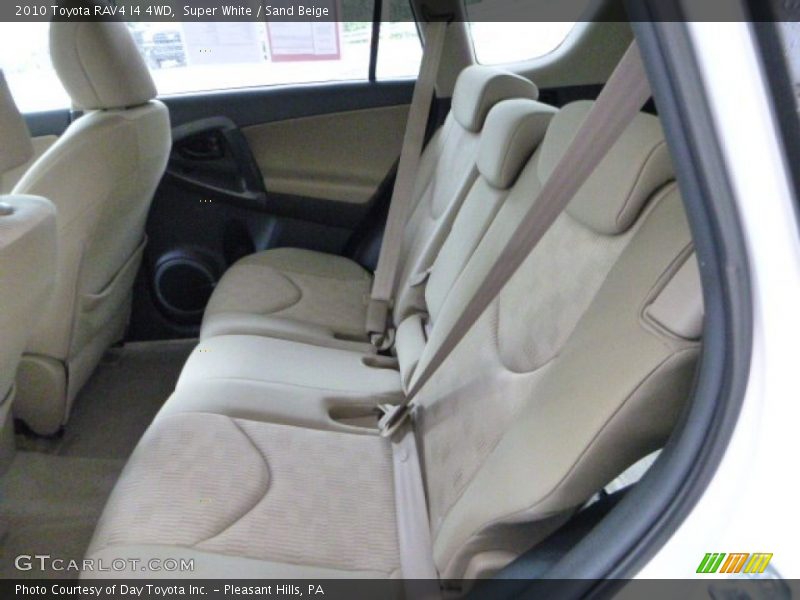 Super White / Sand Beige 2010 Toyota RAV4 I4 4WD