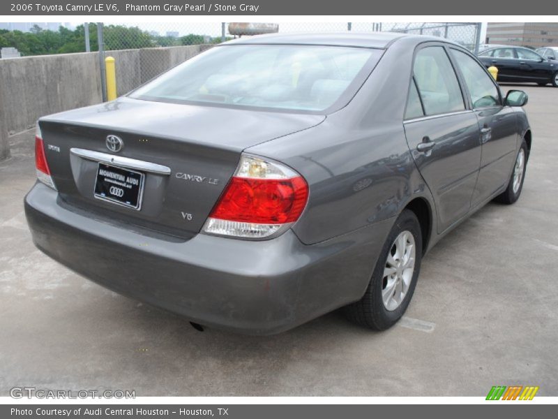 Phantom Gray Pearl / Stone Gray 2006 Toyota Camry LE V6