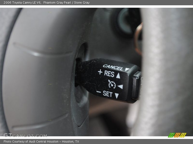 Phantom Gray Pearl / Stone Gray 2006 Toyota Camry LE V6