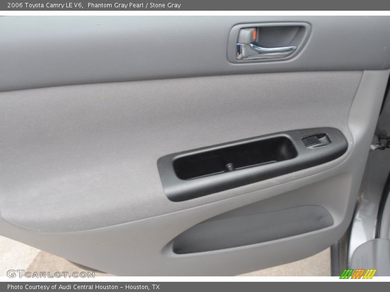 Phantom Gray Pearl / Stone Gray 2006 Toyota Camry LE V6