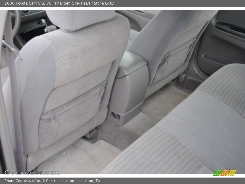 Phantom Gray Pearl / Stone Gray 2006 Toyota Camry LE V6