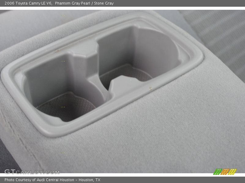 Phantom Gray Pearl / Stone Gray 2006 Toyota Camry LE V6
