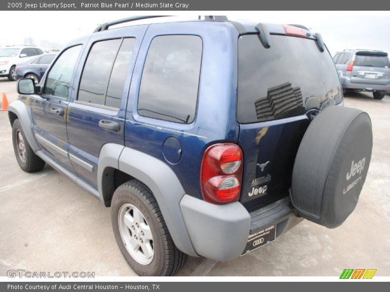 Patriot Blue Pearl / Medium Slate Gray 2005 Jeep Liberty Sport