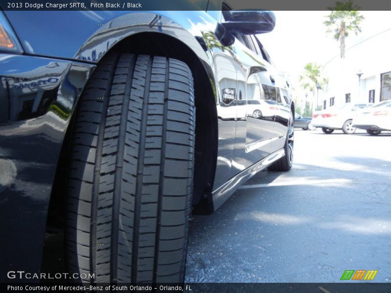 Pitch Black / Black 2013 Dodge Charger SRT8