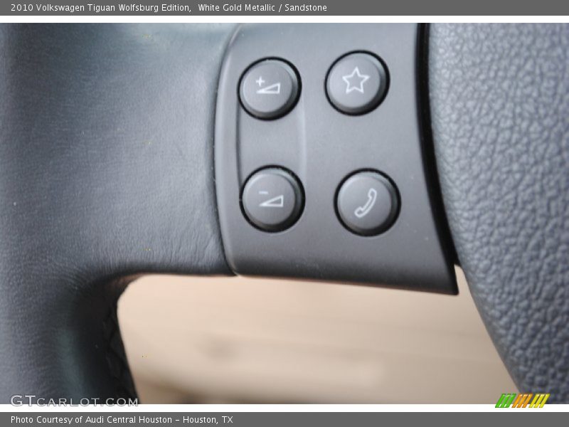 White Gold Metallic / Sandstone 2010 Volkswagen Tiguan Wolfsburg Edition