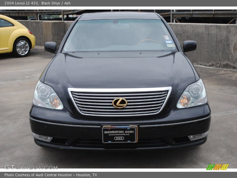 Black Onyx / Ash 2004 Lexus LS 430