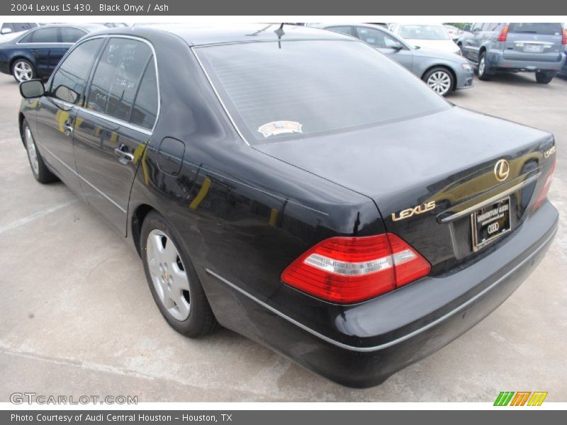 Black Onyx / Ash 2004 Lexus LS 430