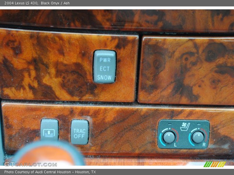 Black Onyx / Ash 2004 Lexus LS 430