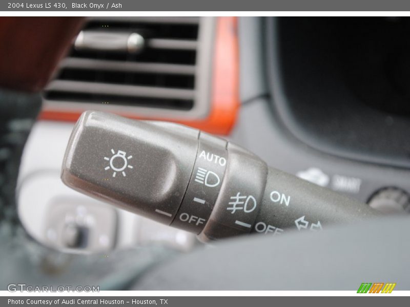 Black Onyx / Ash 2004 Lexus LS 430