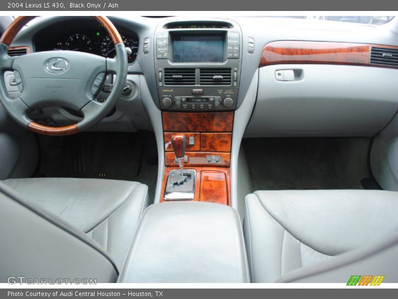 Black Onyx / Ash 2004 Lexus LS 430