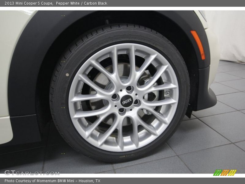 Pepper White / Carbon Black 2013 Mini Cooper S Coupe