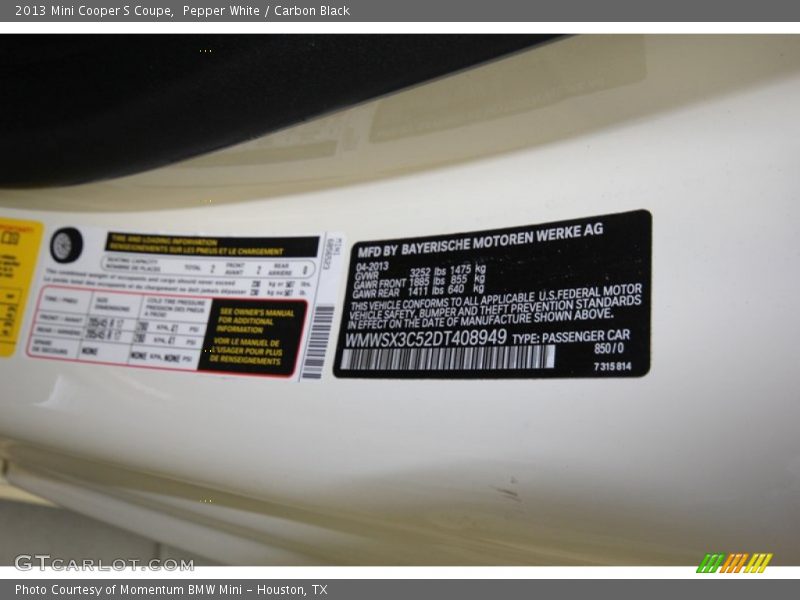 Pepper White / Carbon Black 2013 Mini Cooper S Coupe