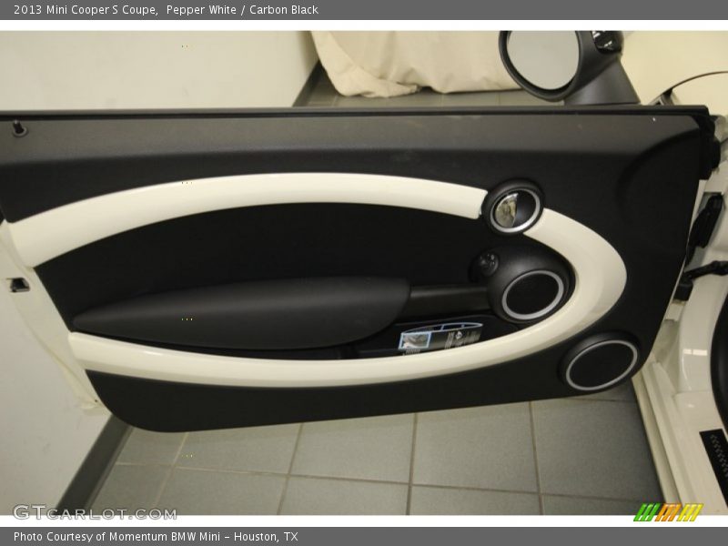 Pepper White / Carbon Black 2013 Mini Cooper S Coupe